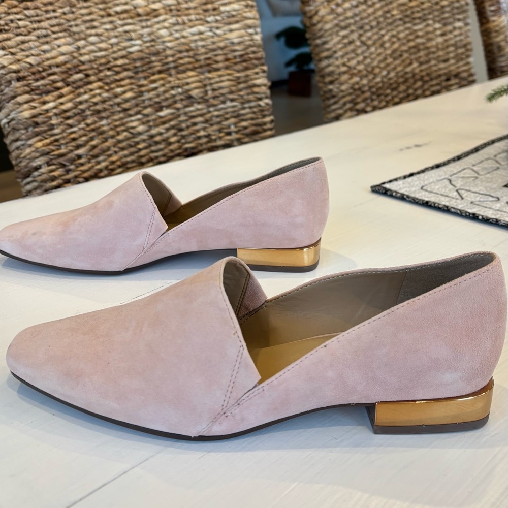 Naturalizer Pink Suede Loafers with Gold Accent Heel